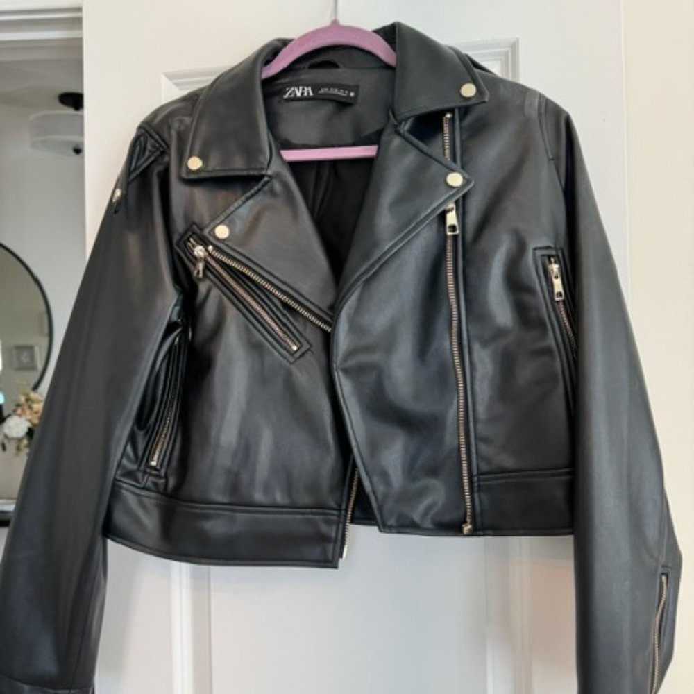 Zara Women's Faux Leather Jacket Size XL